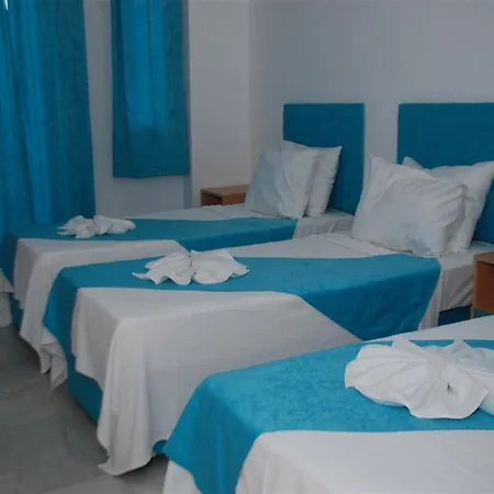 Pianof Hotel Tuerkbuekue 호텔 *