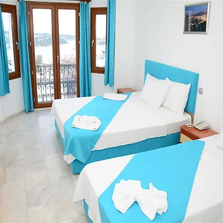 Pianof Hotel Tuerkbuekue 호텔