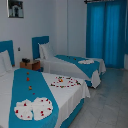 Pianof Hotel Tuerkbuekue *